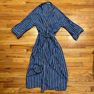 Sleepy Jones Classic Blue and White Striped Robe with 3/4 sleeves and pockets